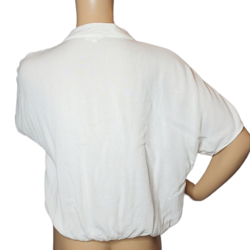 Mind Code Gauzy Blouse, Light And Flowy. - image 4